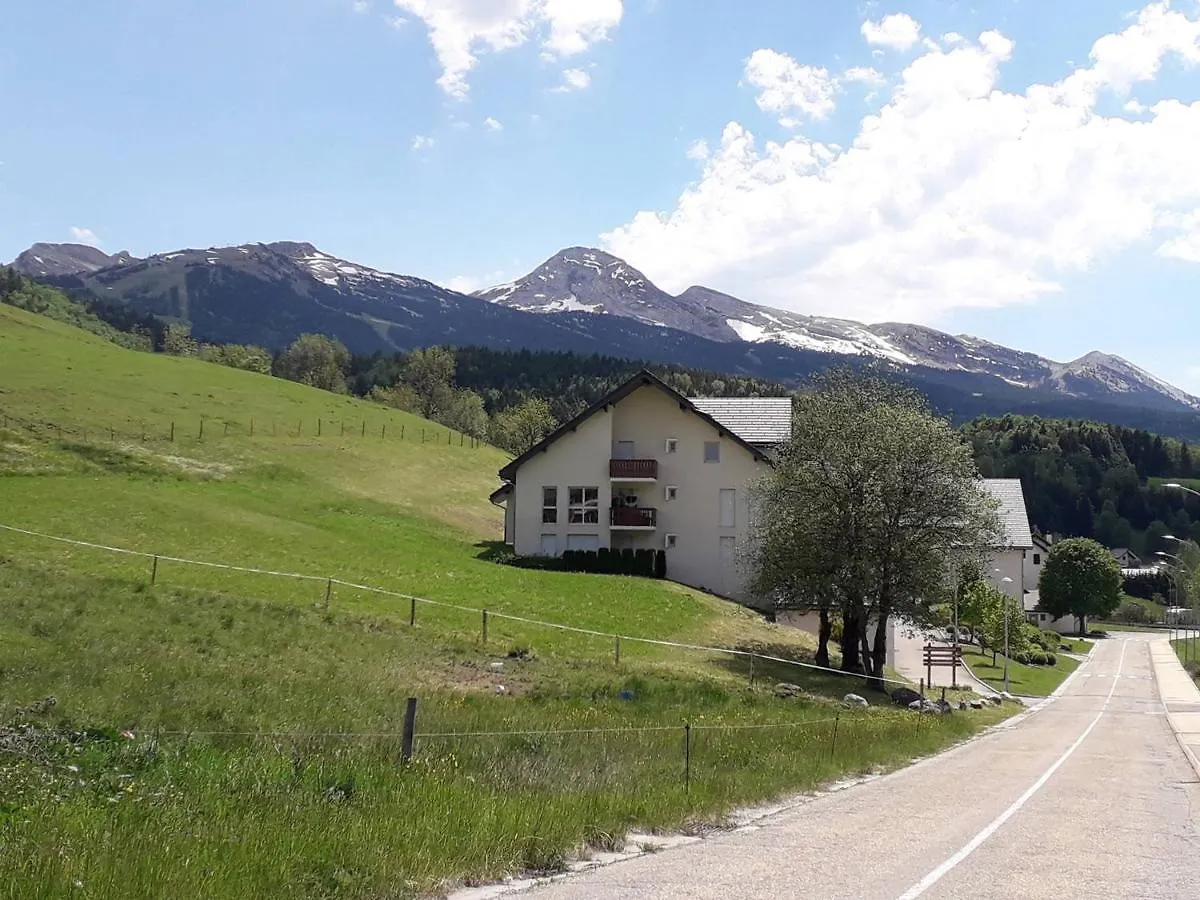 Studio Double Cabine 36M² Au Calme, Jardinet Et Parking, A 10 Min A Pied Du Village - 4 Pers. - Fr-1-689-93 Villard-de-Lans 0*,  France
